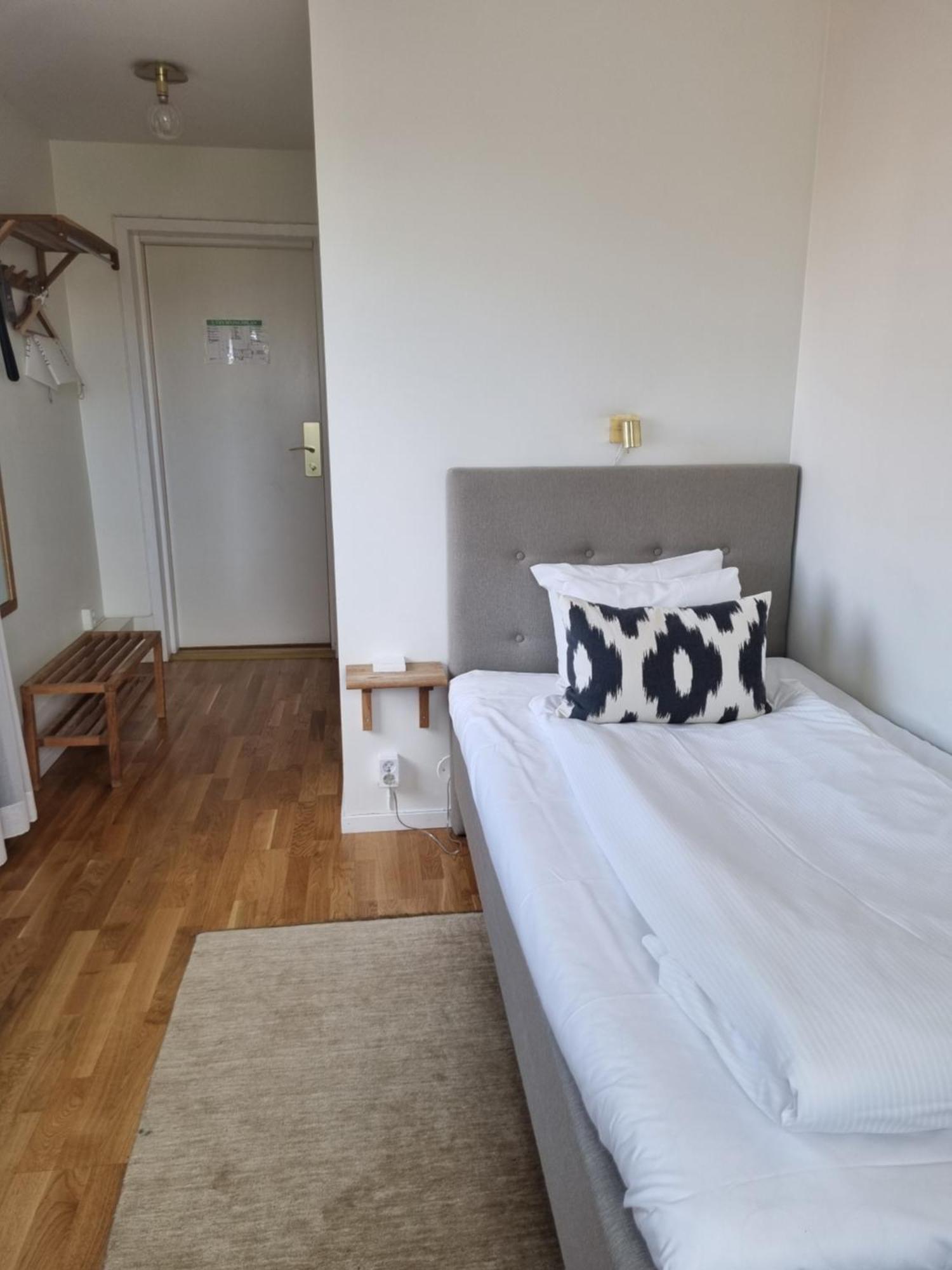 Mjoelby Stadshotell Buitenkant foto