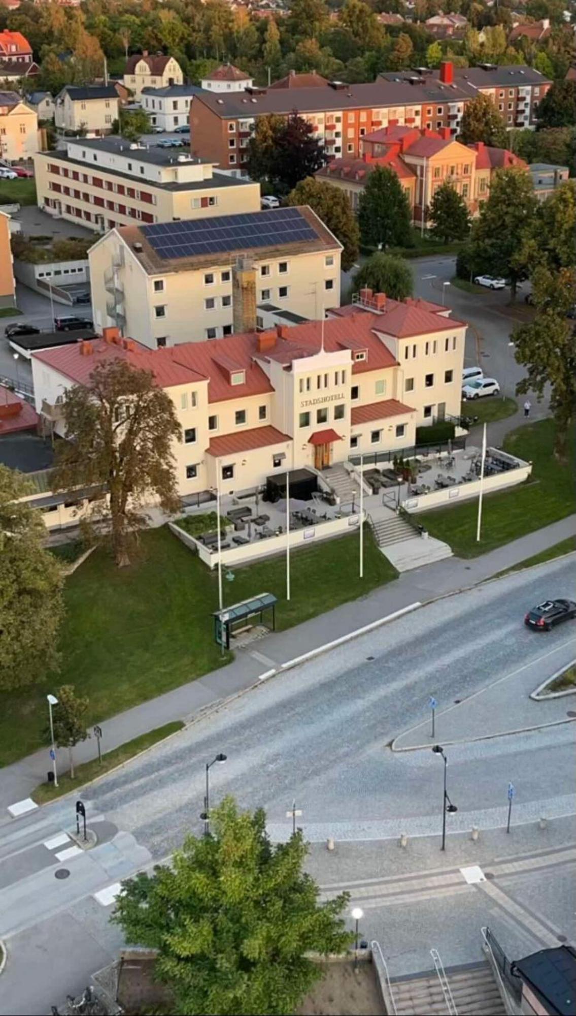 Mjoelby Stadshotell Buitenkant foto